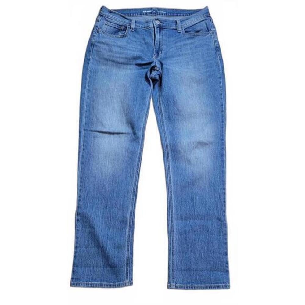 Old Navy Mid-Rise Wow Boyfriend Jeans Medium Wash Size 12 Straight Leg Denim